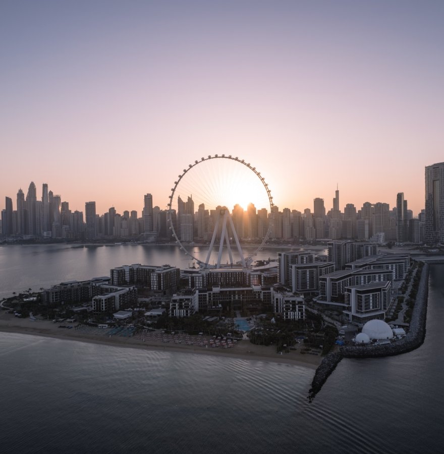 Homes and landscaping in Bluewaters, Dubai